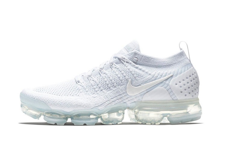 Nikes-Air-VaporMax-2.0-Triple-White-1