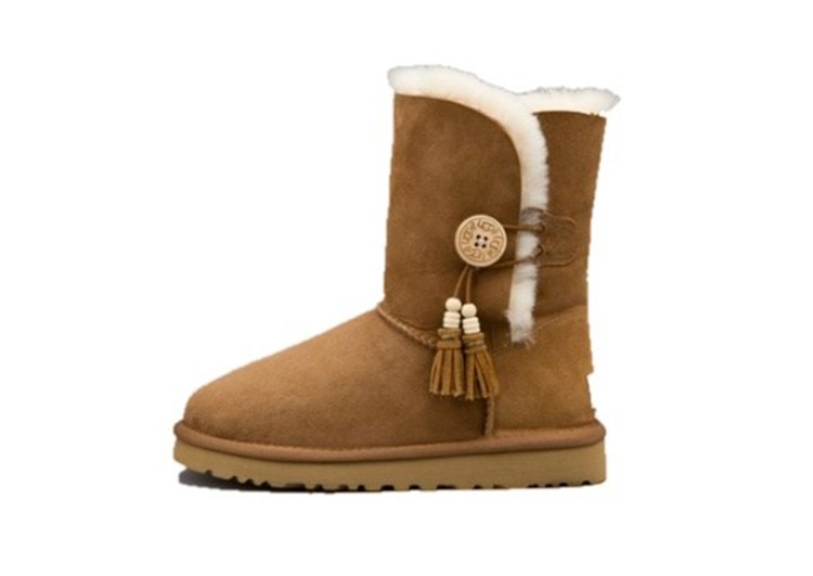 UGG-CHE